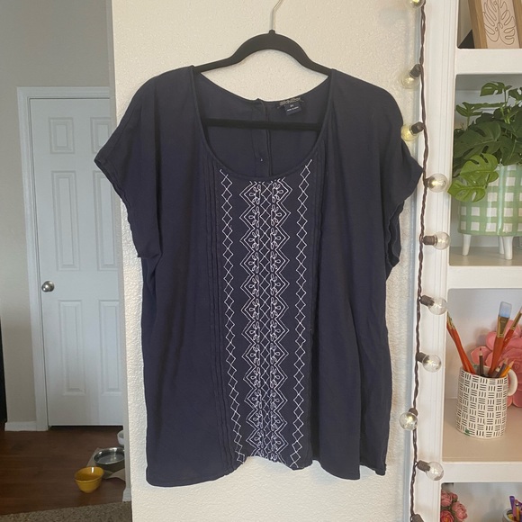 Lucky Brand Tops - LUCKY BRAND LINEN BLEND BOHO EMBROIDERED TOP